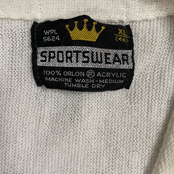 Crown Sportswear Cardigan - Picture 4 of 6